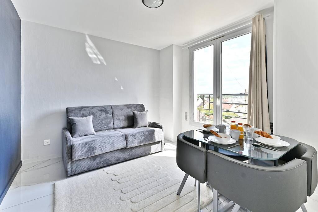 Magnifique 2 Pieces Aux Portes De Paris Gagny Ngoại thất bức ảnh